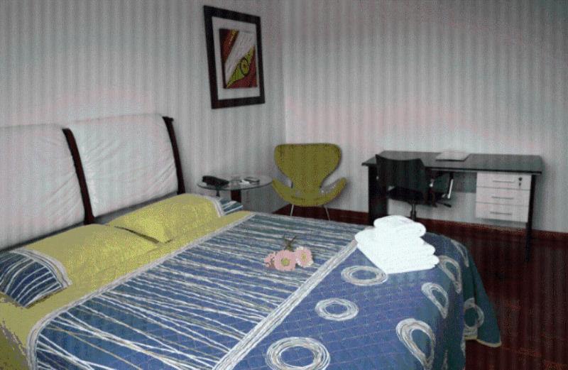 Cristal Executive Hotel Francisco Beltrão Zimmer foto