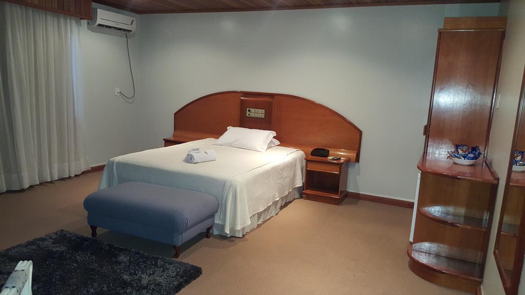 Cristal Executive Hotel Francisco Beltrão Zimmer foto